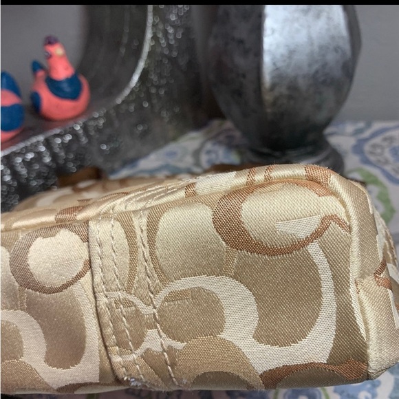 Coach Tan Shoulder Bag - Picture 9 of 12